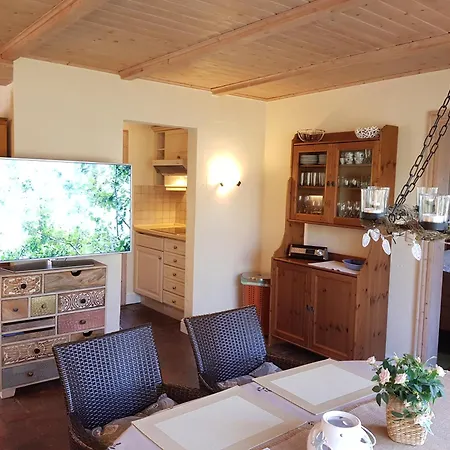 Blaues Strandhaus Hinter Der Düne - Erste Reihe - *