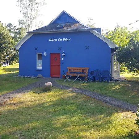 Blaues Strandhaus Hinter Der Düne - Erste Reihe - Ückeritz